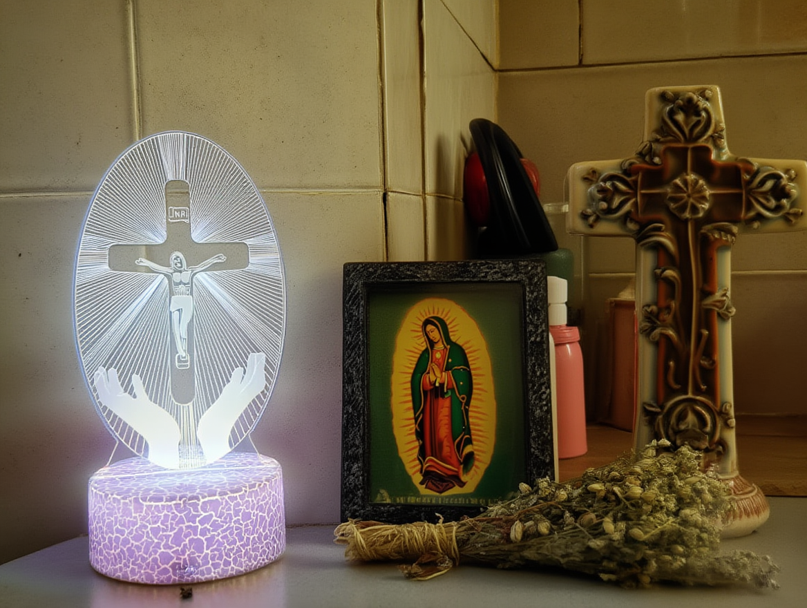 Luz Nocturna LED con Cruz en Ilusión 3D